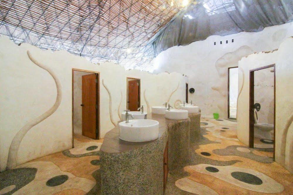Naidee Sculptured Huts Hotell HHQ Eksteriør bilde