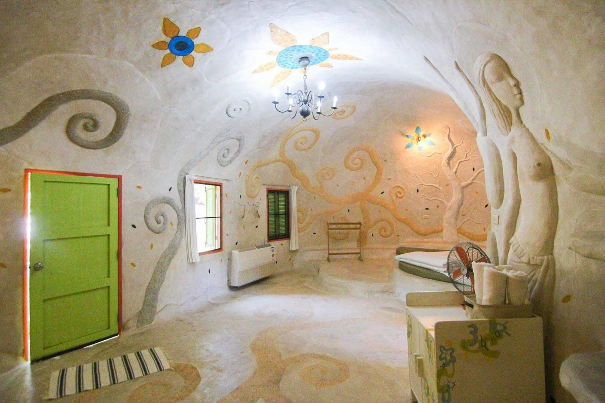 Naidee Sculptured Huts Hotell HHQ Eksteriør bilde